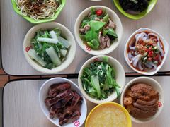 -六和餐饮(东城根店)