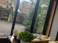 -乐领拈花溪·林涧食韵
