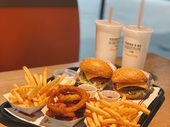 -The Habit Burger Grill 哈比特汉堡(复兴soho店)