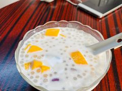 芋圆椰汁芒果西米露-周大娘牛乳(旧寨古村总店)
