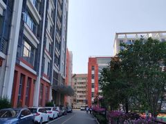 -上海市工商外国语学校