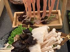 -湊湊火锅·茶憩(打浦桥日月光店)