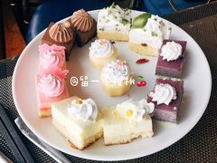 -皇朝万鑫自助餐厅