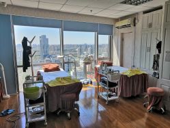 -苗方清颜专业祛痘连锁机构