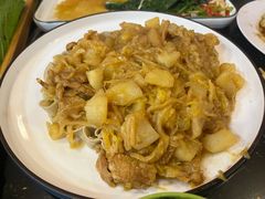 -王村姑老土炕莜面村(张北店)