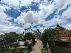 -七彩云南欢乐世界