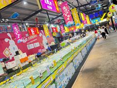 -三亚火车头万人海鲜广场