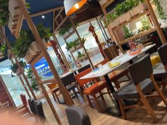 -渝信川菜 · 川味家常菜(财富购物中心店)