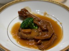 鲍汁鹅掌扣鲍鱼-富淳饭店(陆家嘴保利广场店)