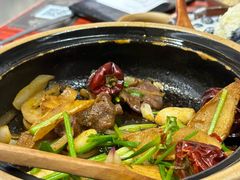 -沙胆彪炭炉牛杂煲(上海日月光广场店)