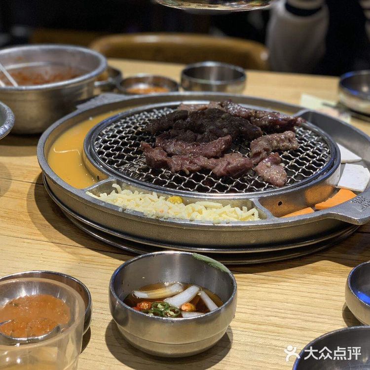 一样可以续 现在罗湖也开了 再也不用跑那么远去排队了！