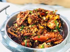 -凤凰路何眼镜香辣蟹(花果园店)