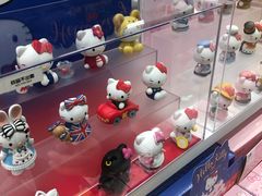 -泡泡玛特POPMART(武汉天地壹方店)