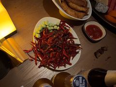-FOUR PLAY BAR