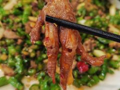 鲜椒耙鸡脚-江湖黑大兔(杨家坪店)