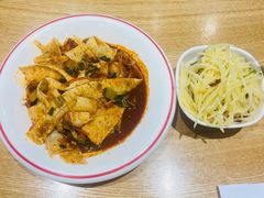 -三好食堂(煎饺·馄饨·肉饼米线·盛世广场店)