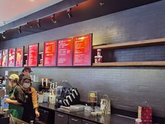 -星巴克臻选(莘庄仲盛店)