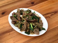 -灵山卢梅燕粉店