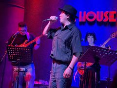-TZ House音乐现场(茅台店)