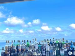 -瑰丽酒店·海吧·天际下午茶·现场DJ·天台酒吧
