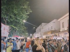 -周日夜市