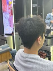 -藤野造型烫发染发