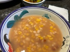-靠山屯东北农家菜(八龙桥雅苑店)