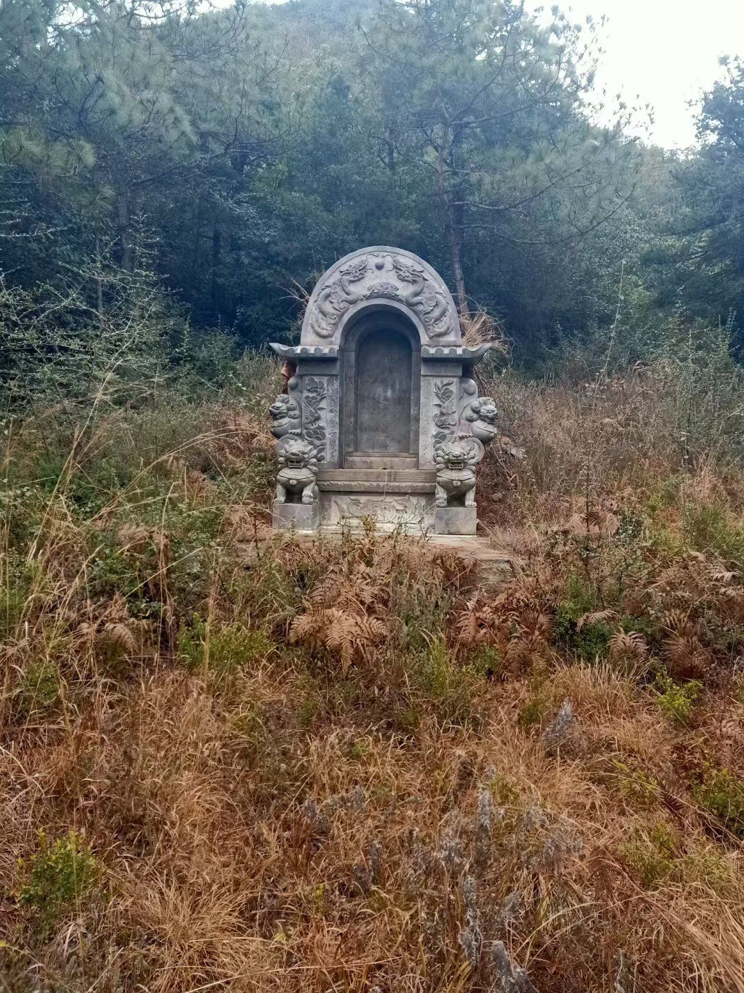云南省宣威市羊场镇兔场村委会新德村徐金龙巡逻