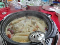 -花苑美食横琴生蚝火锅(拱北粤华路店)