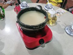 -墨脱石锅椰子鸡•香草鸭•东山羊(大东海店)