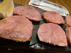 -炼火烤肉店