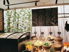 -洞庭土菜小炒馆(易发广场店)