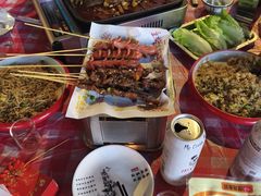 -顶峰夜宴·龙虾烧烤大排档(九江学院店)