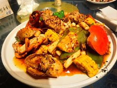 -臻鲜燕海鲜融合餐厅(金陵style店)