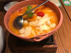 -云海肴·汽锅鸡·云南菜(天山百盛优客店)