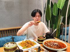 -莲餐厅·湖北菜·藕汤是头牌(愚园路店)