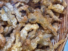 油炸小鱼-肖炮现炸酥肉(解放碑店)