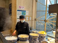 -上海齐鲁万怡大酒店·辣椒屋咖啡厅