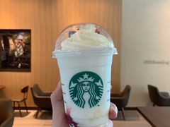草莓轻乳酪星冰乐-星巴克臻选(湖滨道店)