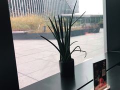 -凤凰湘语·海派湘菜(浦东旗舰店)