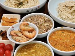 -裕兴记•蟹黄面馆(人民广场店)