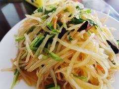 -虹鳟鱼一条街