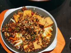 -川流不息·地道川菜·小龙虾(松东路店)