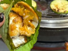 -围炉肉舍•炭烤活鳗•丹东海鲜烤肉(步行街店)