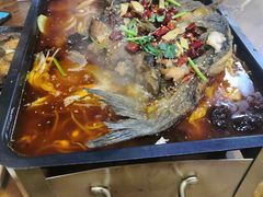 -老东镇啤酒屋海鲜加工·蒸汽海鲜·海鲜烧烤(台东店)