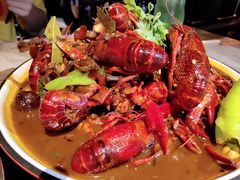 -虾弄弄海派小龙虾·牛羊蝎子火锅