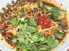 -兵哥豌豆面(雅颂居店)