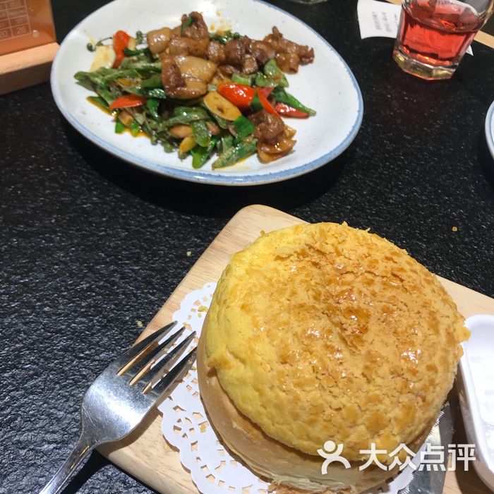 金翠河港式茶餐廳