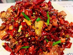 乐山辣子鸡-付掌柜在成都·热炒砂锅集(金禾店)