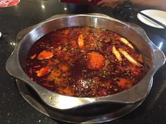 -小天鹅火锅·一线江景洪鼎旗舰店(洪崖洞店)
